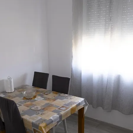 Anton Lägenhet Trogir